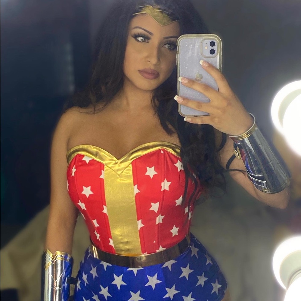 Tracking number / costume idea